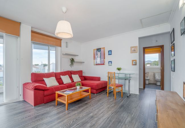 Villa in Empuriabrava - 0125-MONTGRI House with private pool and wifi Villa in Empuriabrava - 0125-MONTGRI House with private pool and wifi