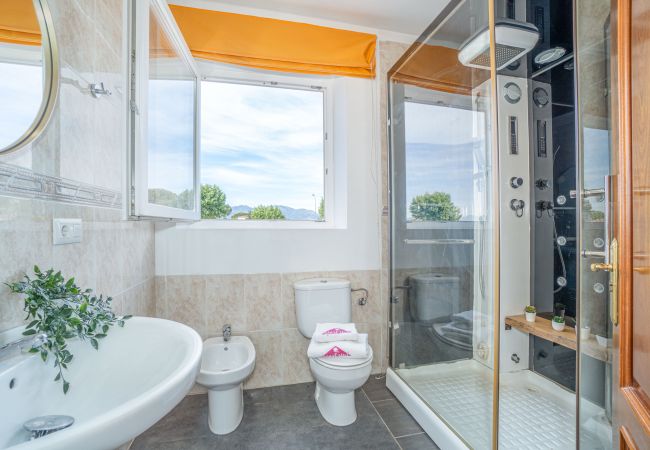 Villa in Empuriabrava - 0125-MONTGRI House with private pool and wifi Villa in Empuriabrava - 0125-MONTGRI House with private pool and wifi