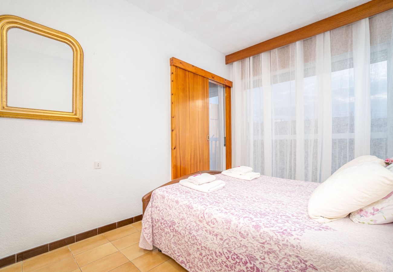 Apartment in Rosas / Roses - 2027-POETA MARQUINA Apartment with 2 bedrooms