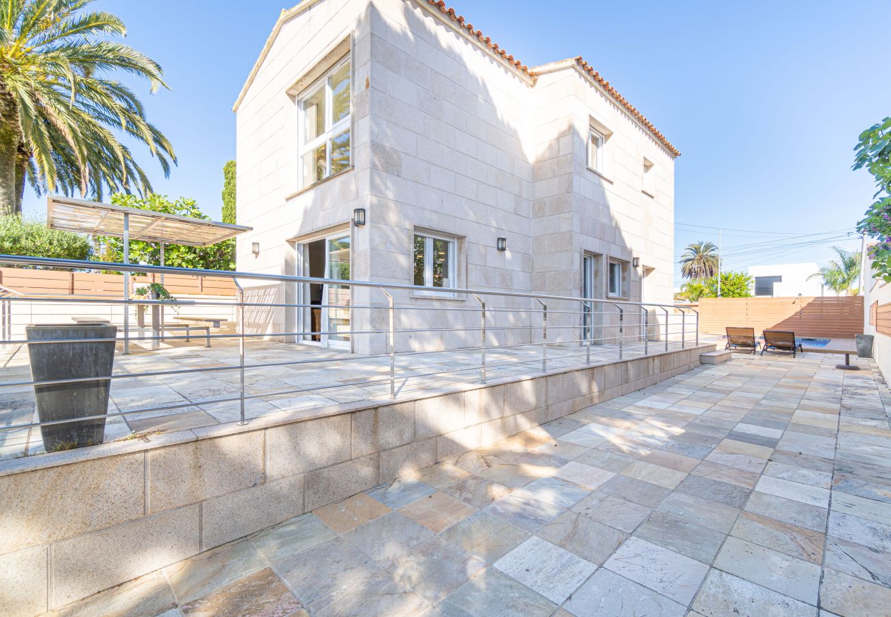 Villa in Empuriabrava - 0031-TER House at the canal with pool, mooring and studio