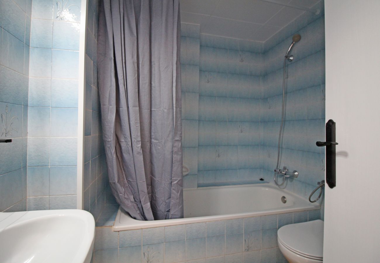 Apartment in Empuriabrava - 0186-SAN LUIS Apartment with seaview