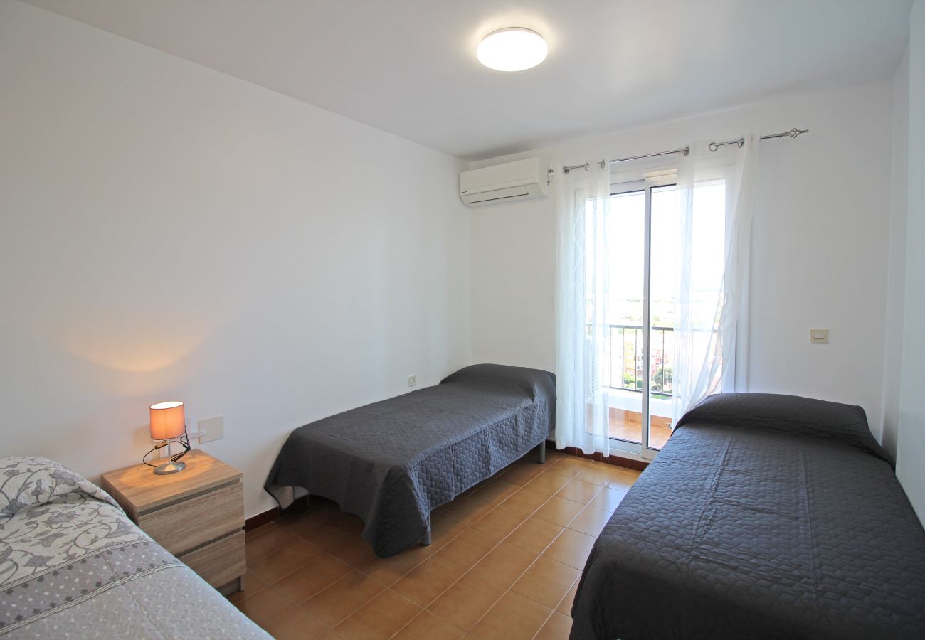 Apartment in Empuriabrava - 0186-SAN LUIS Apartment with seaview