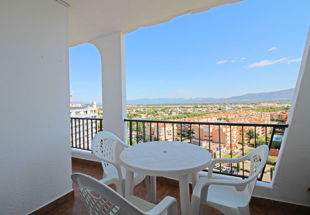 Apartment in Empuriabrava - 0186-SAN LUIS Apartment with seaview