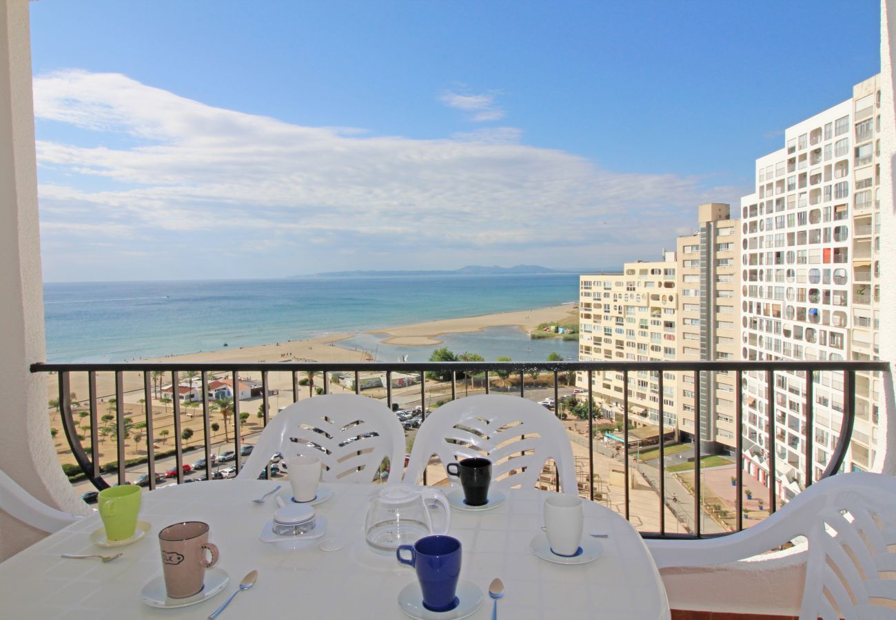 Apartment in Empuriabrava - 0186-SAN LUIS Apartment with seaview