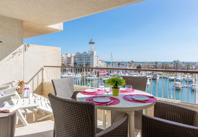  in Empuriabrava - 0157-PORT GREC Apartment with canal and sea view