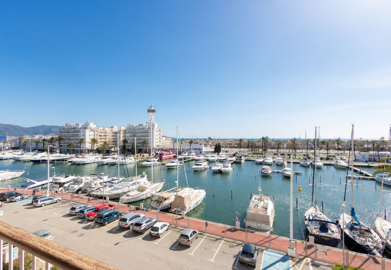 Apartment in Empuriabrava - 0157-PORT GREC Apartment with canal and sea view