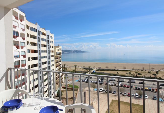 Studio in Empuriabrava - 0181-SYLVIA Studio with seaview Studio in Empuriabrava - 0181-SYLVIA Studio with seaview