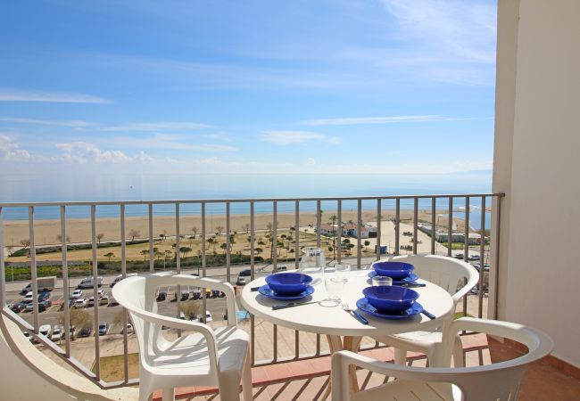 Studio in Empuriabrava - 0181-SYLVIA Studio with seaview Studio in Empuriabrava - 0181-SYLVIA Studio with seaview