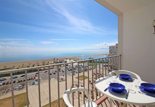 Studio in Empuriabrava - 0181-SYLVIA Studio with seaview Studio in Empuriabrava - 0181-SYLVIA Studio with seaview