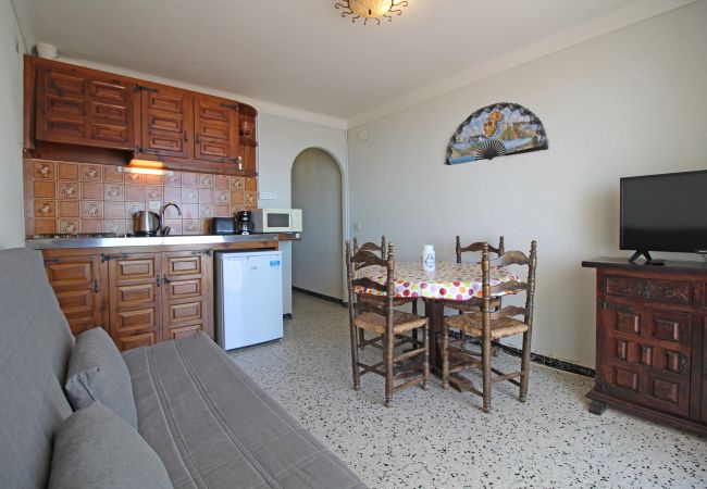 Studio in Empuriabrava - 0181-SYLVIA Studio with seaview Studio in Empuriabrava - 0181-SYLVIA Studio with seaview