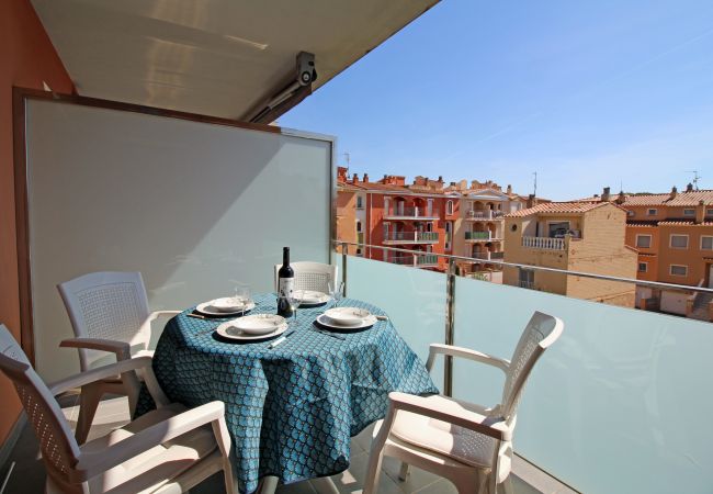  in Empuriabrava - 0052-MIMOSES Modern apartment with 1 bedroom