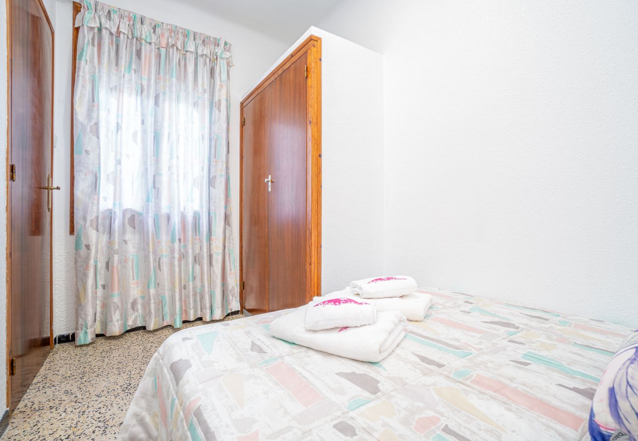 Apartment in Rosas / Roses - 2026-POETA MARQUINA Apartment with 4 bedrooms