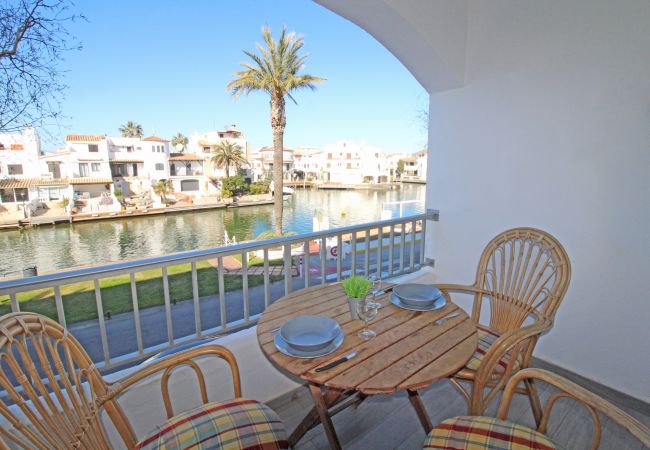  in Empuriabrava - 0156-PATTAYA Studio with canal view