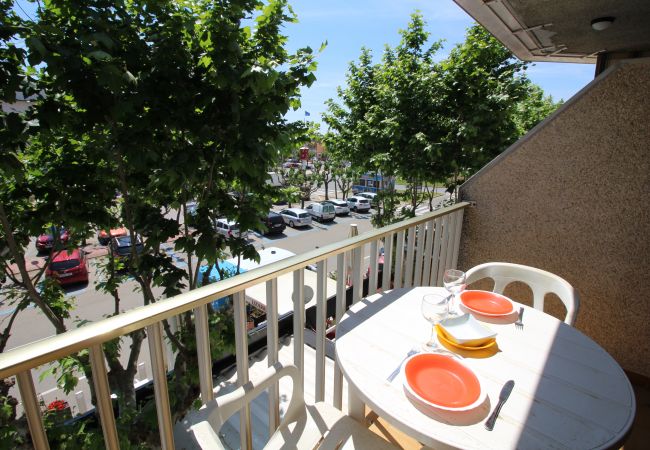 Studio in Empuriabrava - 0167-POBLAT TIPIC Studio near the beach Studio in Empuriabrava - 0167-POBLAT TIPIC Studio near the beach