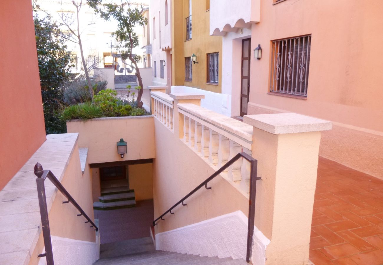 Apartment in Empuriabrava - 8004-GRAN RESERVA Apartment near the beach