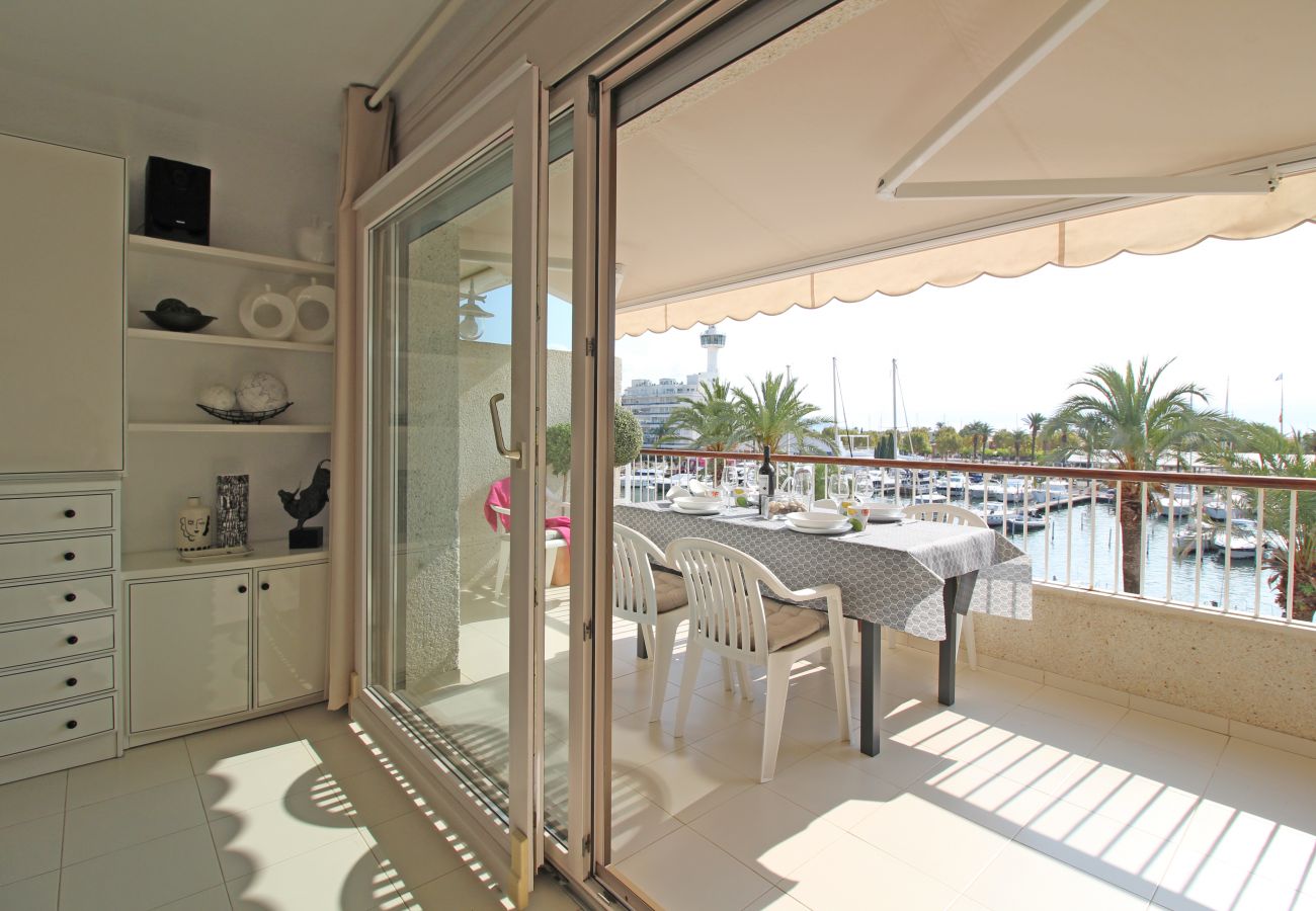 Apartment in Empuriabrava - 0112-PORT GREC Apartment with canal view