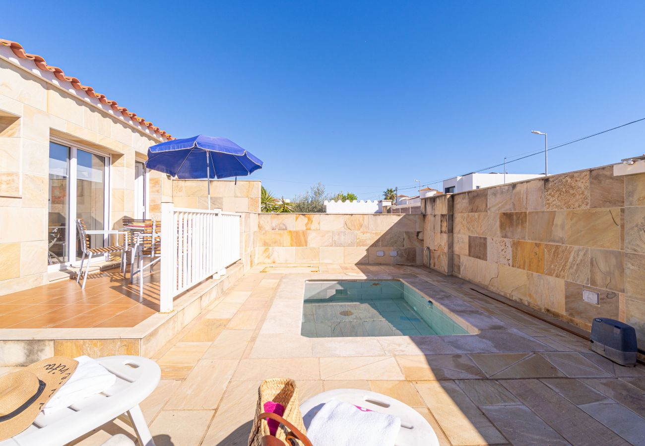 Villa in Empuriabrava - 0034-NOGUERA House with small pool