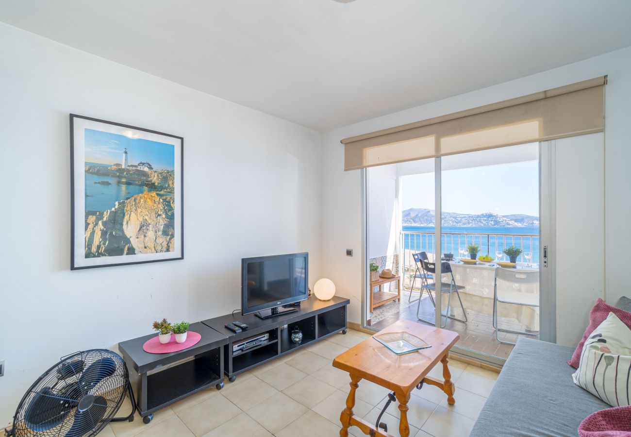 Apartment in Empuriabrava - 0102-KARINA Apartment with seaview