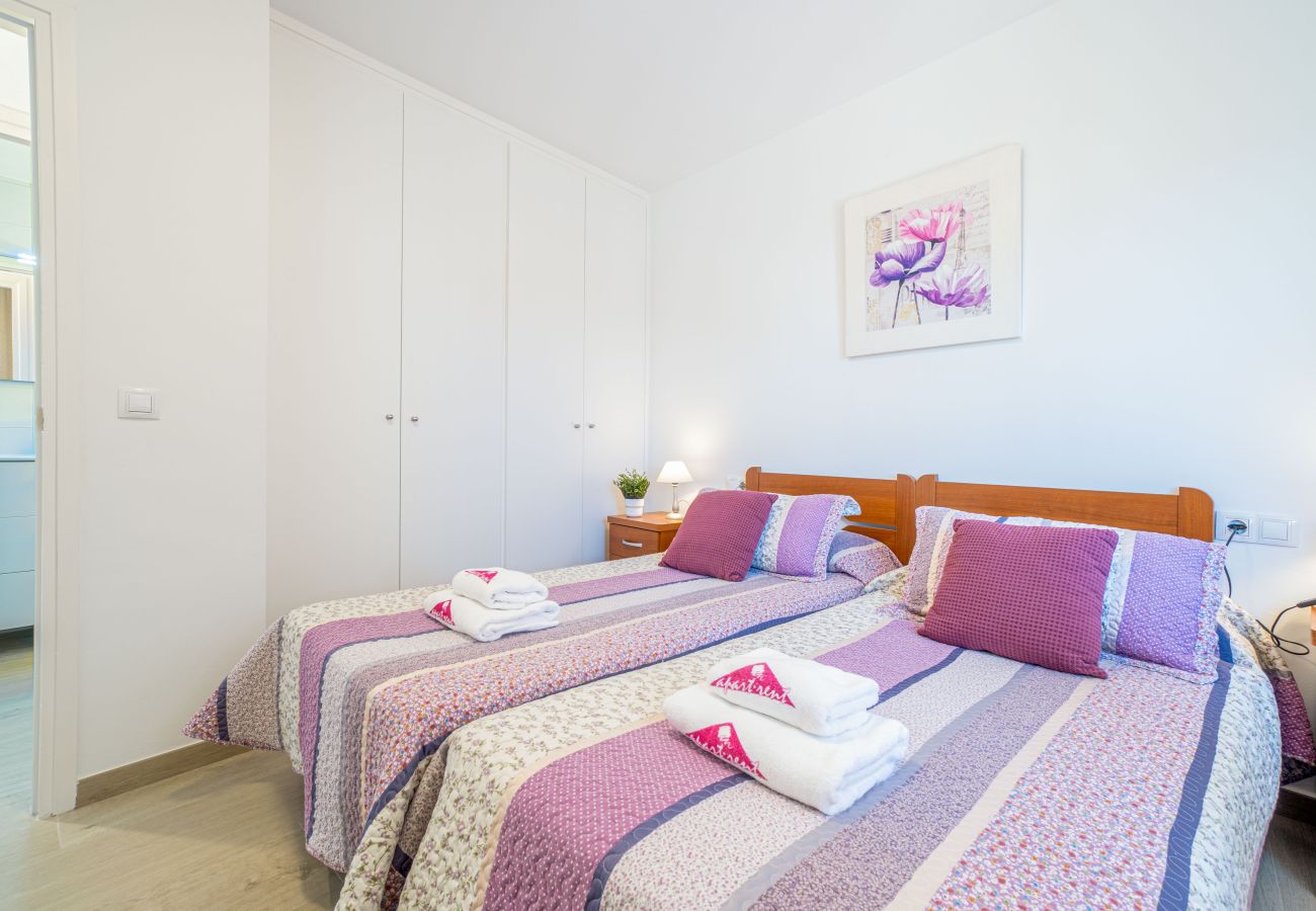 Apartment in Rosas / Roses - 2007-AV DE RHODE Apartment with wifi near the beach