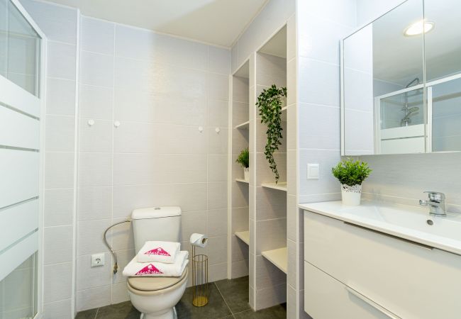 Apartment in Empuriabrava - 0183-SANT MAURICI Apartment with canal view and parking Apartment in Empuriabrava - 0183-SANT MAURICI Apartment with canal view and parking