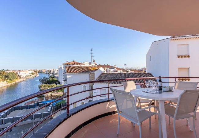 Apartment in Empuriabrava - 0138-LES DUNES Apartment at the canal with large terrace and parking