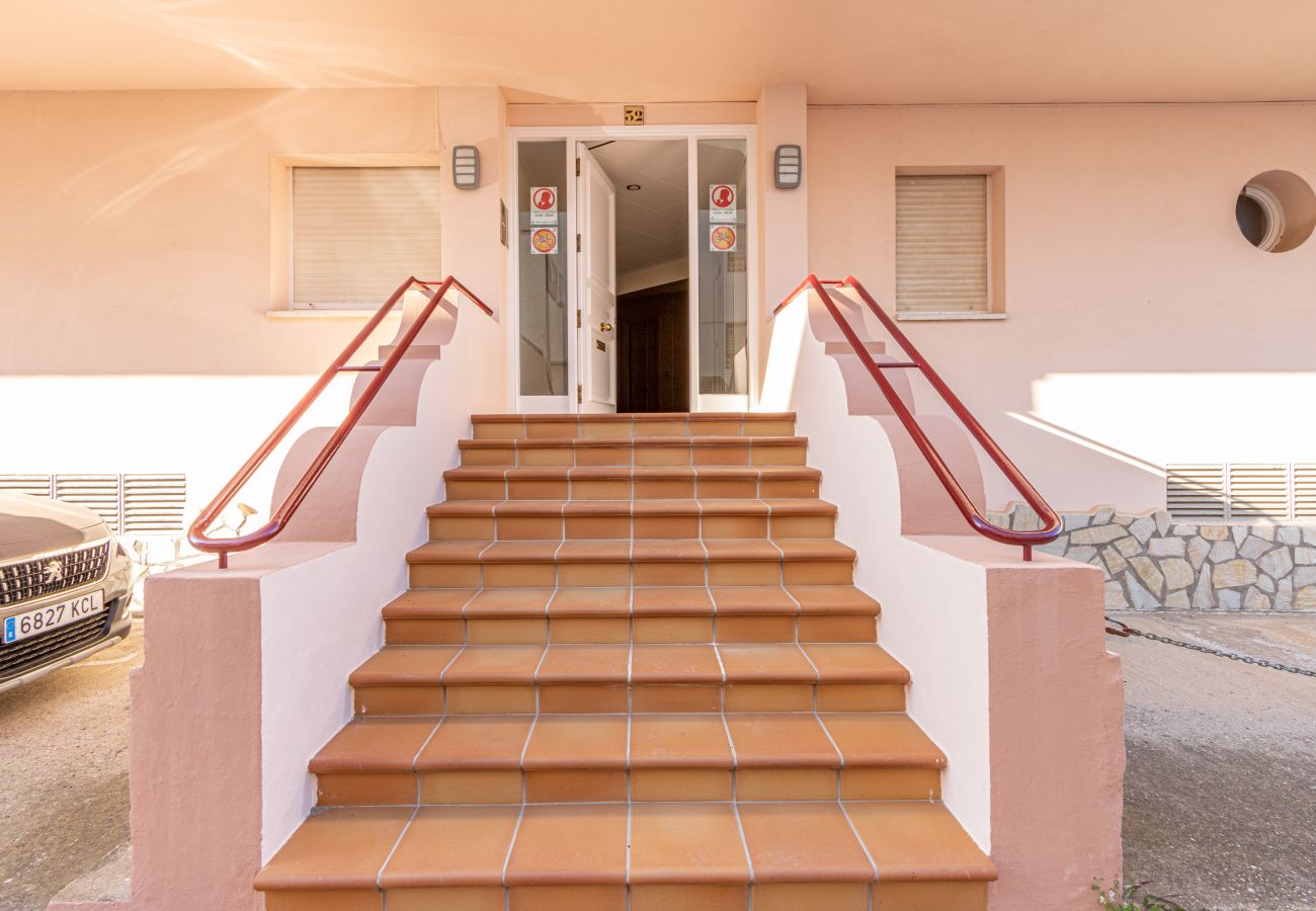 Apartment in Empuriabrava - 0138-LES DUNES Apartment at the canal with large terrace and parking