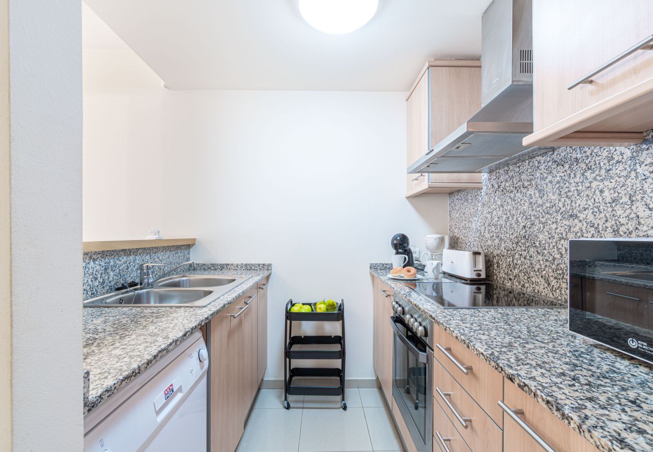 Apartment in Rosas / Roses - 8010-MIL.LENI Apartment with community pool and parking