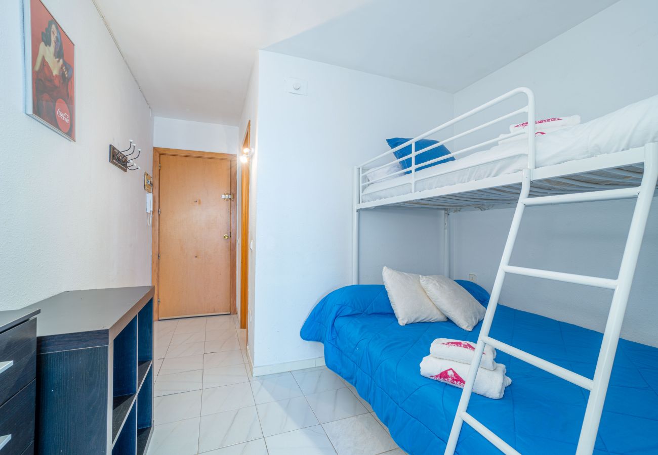 Studio in Empuriabrava - 0111-MIAMI Studio with seaview