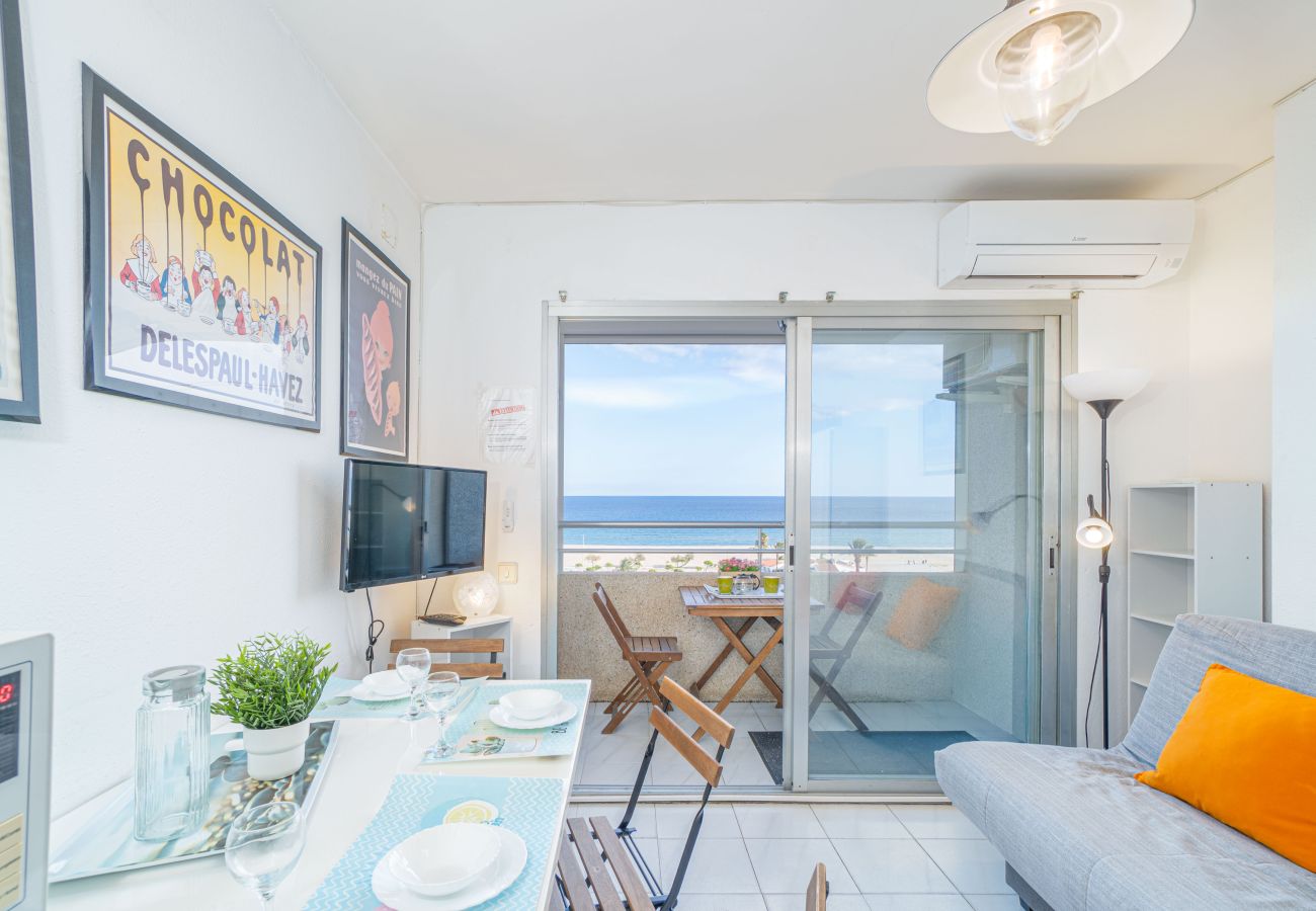 Studio in Empuriabrava - 0111-MIAMI Studio with seaview