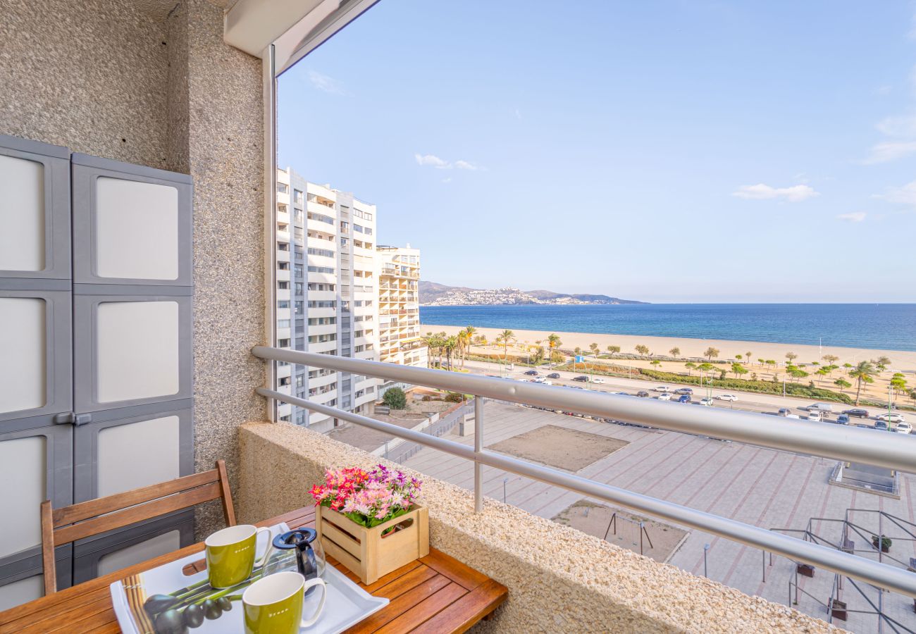 Studio in Empuriabrava - 0111-MIAMI Studio with seaview