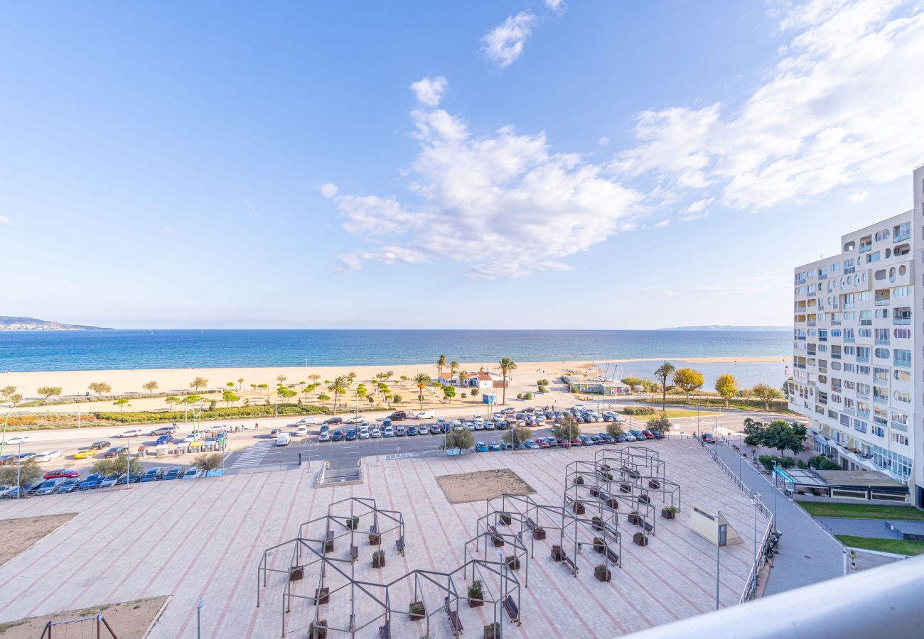 Studio in Empuriabrava - 0111-MIAMI Studio with seaview