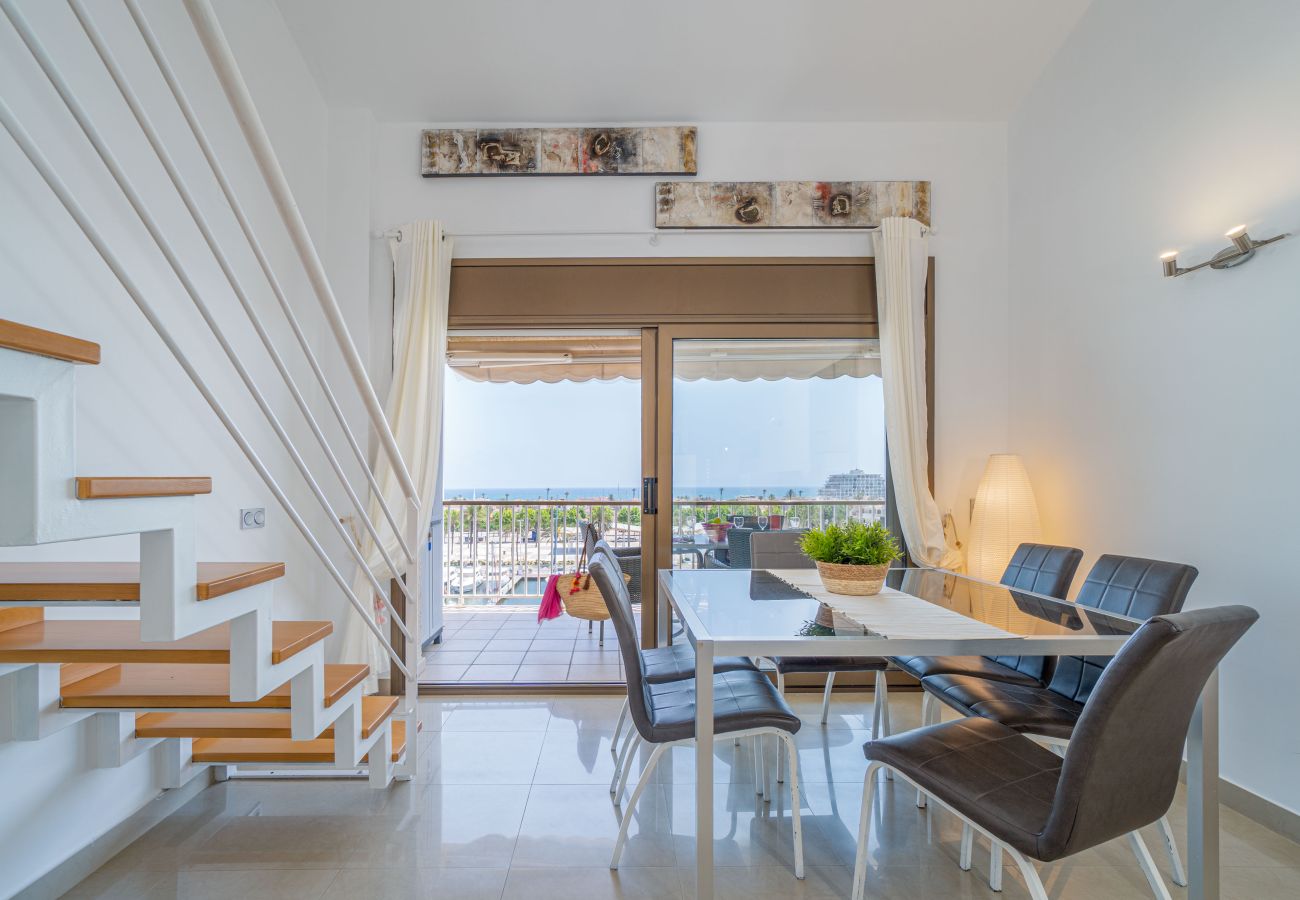Apartment in Empuriabrava - 0160-PORT GREC Apartment with WIFI, Smart TV, canal and sea view