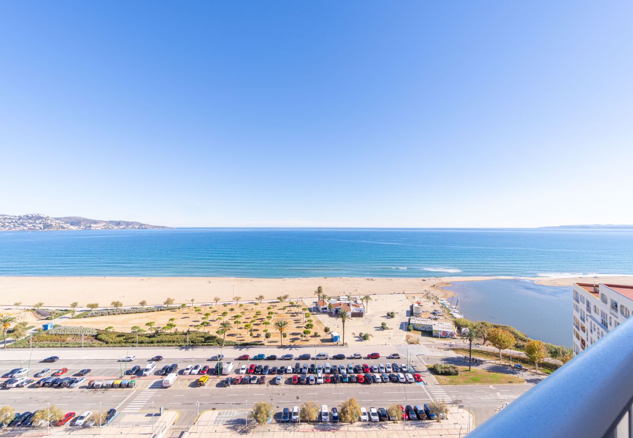 Studio in Empuriabrava - 0115-MANHATTAN  Studio with seaview