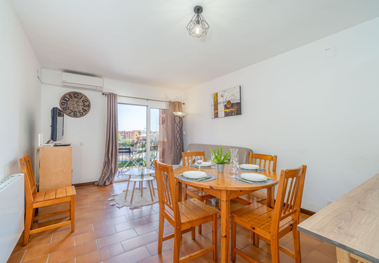 Apartment in Empuriabrava - 0068-GRAN RESERVA Apartment near the beach with wifi