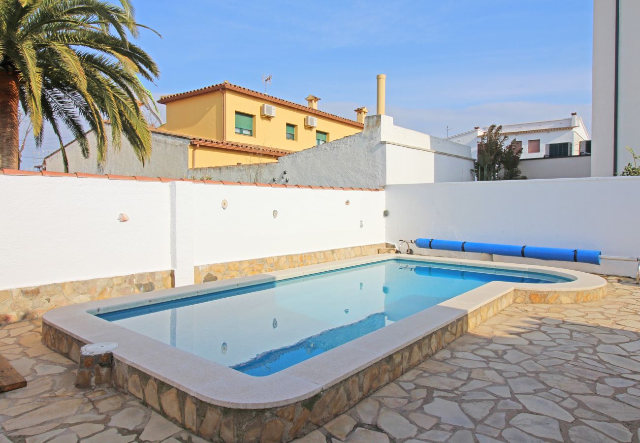 Villa in Empuriabrava - 0009-ALBERES House with pool