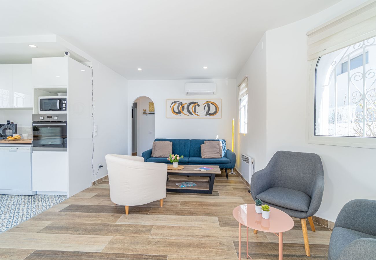 Villa in Empuriabrava - 0009-ALBERES House with pool