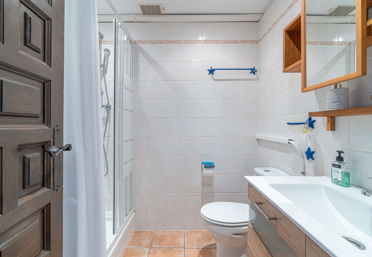 Villa in Empuriabrava - 0151-ILLA CARTAGO Canalfront Fisherman-Style House