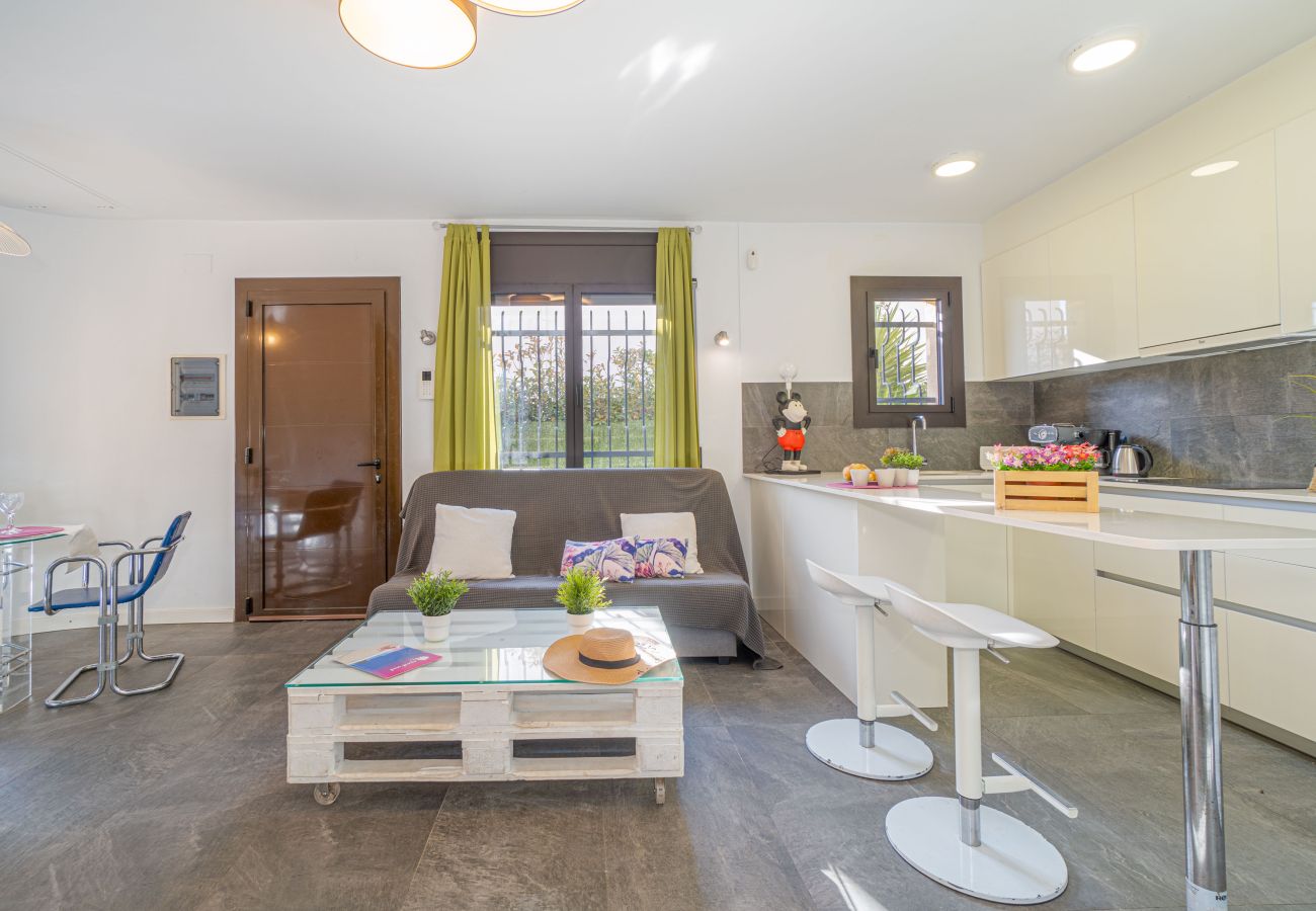 Villa in Empuriabrava - 0130-MONTGRI House with private pool