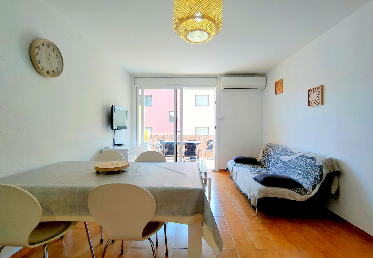 Apartment in Empuriabrava - 0065-GRAN RESERVA Apartment near the beach