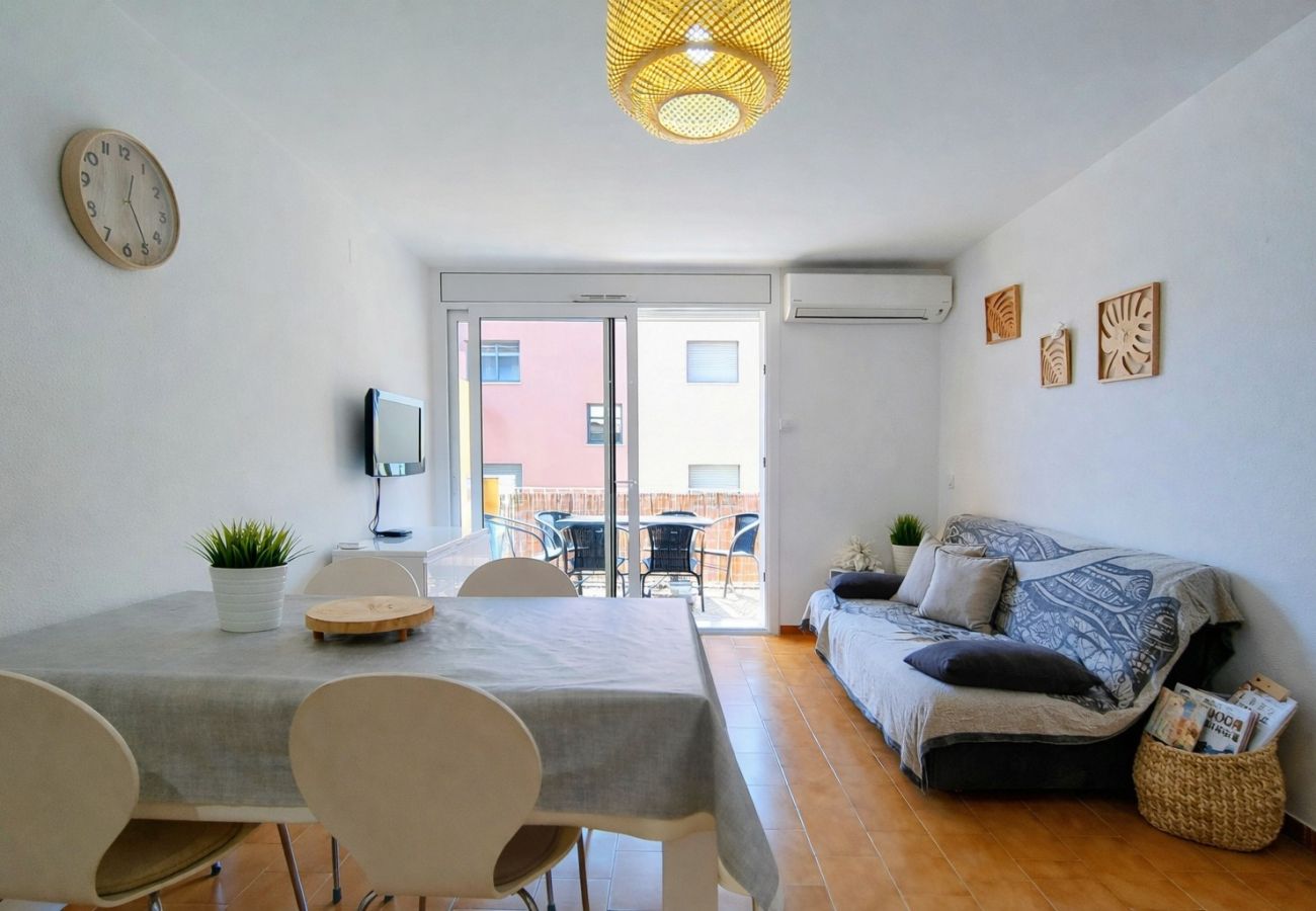 Apartment in Empuriabrava - 0065-GRAN RESERVA Apartment near the beach