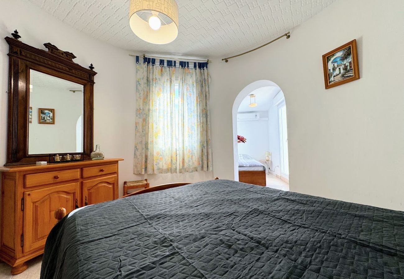 Villa in Empuriabrava - 0082-PANI House with 3 bedrooms 