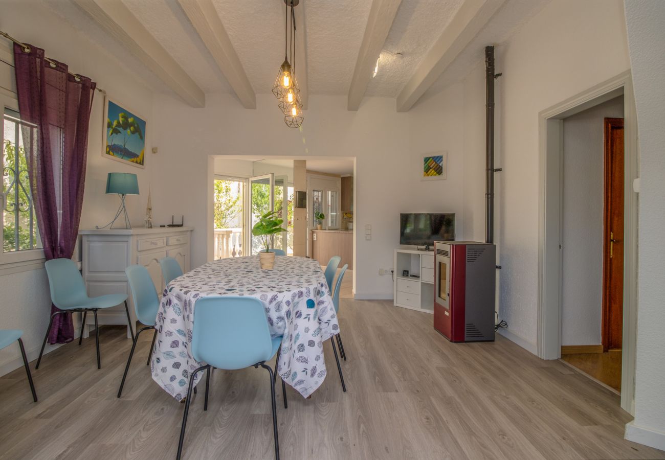 Villa in Empuriabrava - 0082-PANI House with 3 bedrooms 