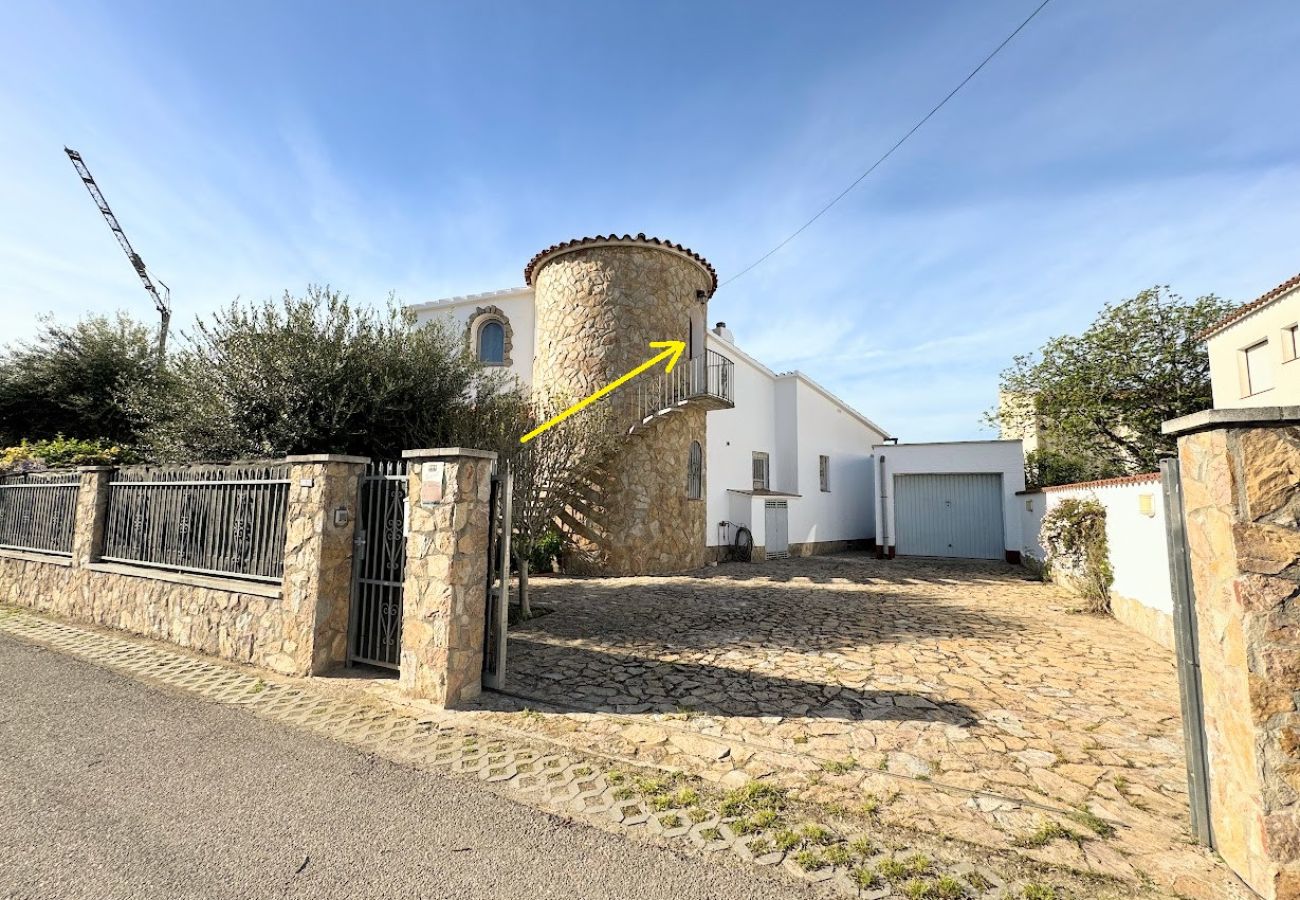 Villa in Empuriabrava - 0082-PANI House with 3 bedrooms 