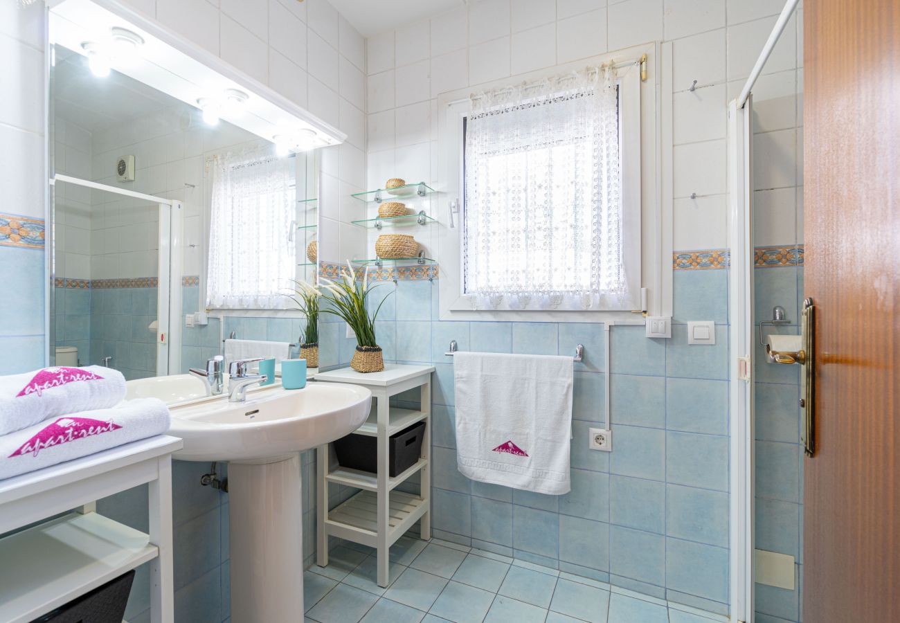 Villa in Empuriabrava - 0082-PANI House with 3 bedrooms 