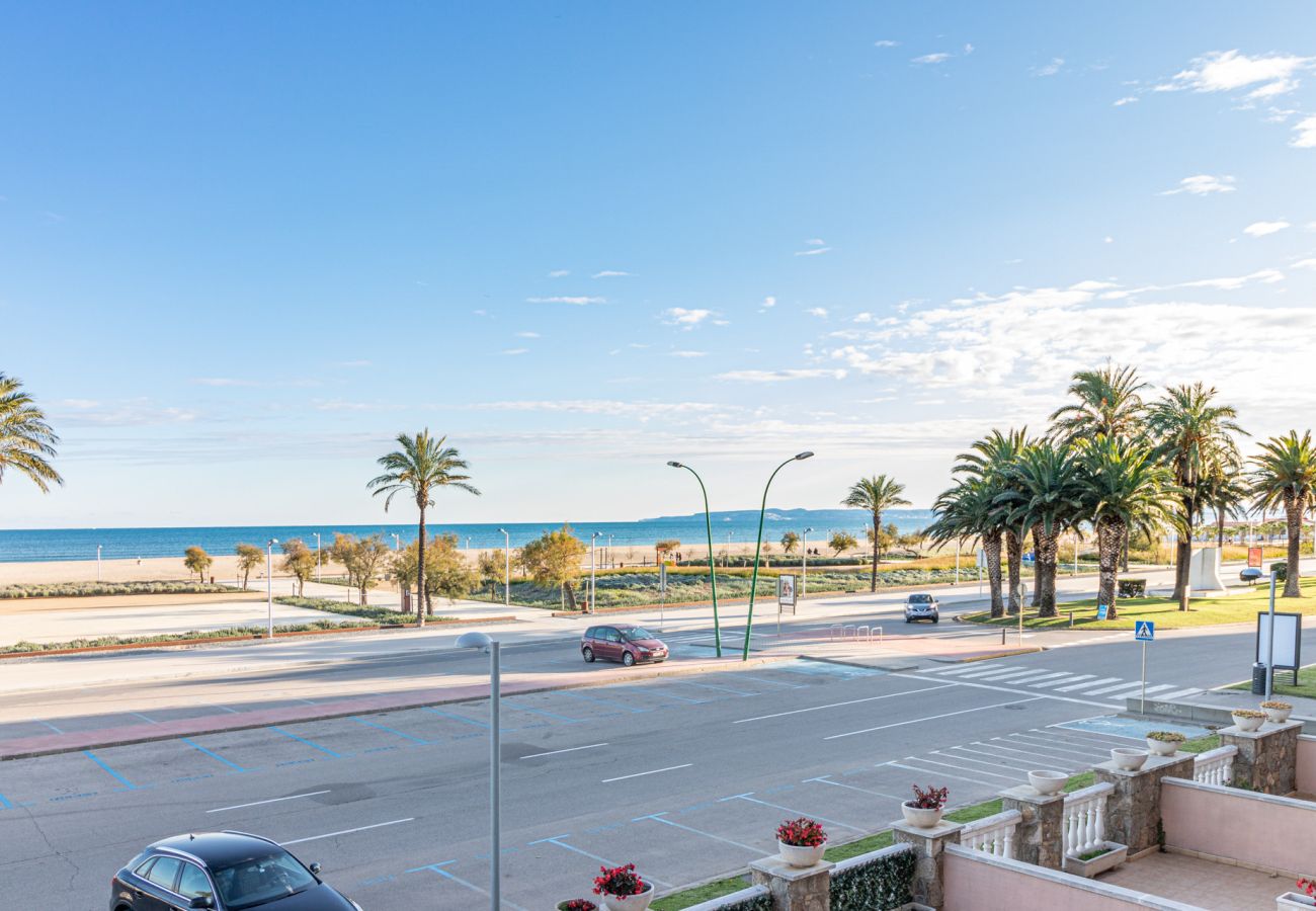 Apartment in Empuriabrava - 0090-MARENOSTRUM Beachfront apartment
