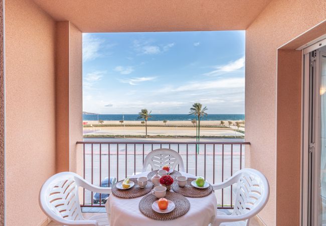 Apartment in Empuriabrava - 0091-MARENOSTRUM Beachfront apartment
