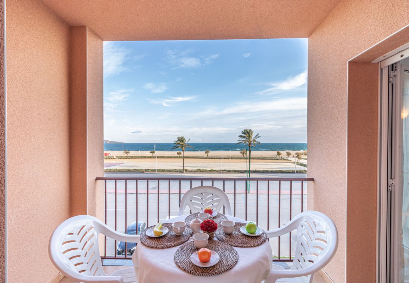 Apartment in Empuriabrava - 0091-MARENOSTRUM Beachfront apartment