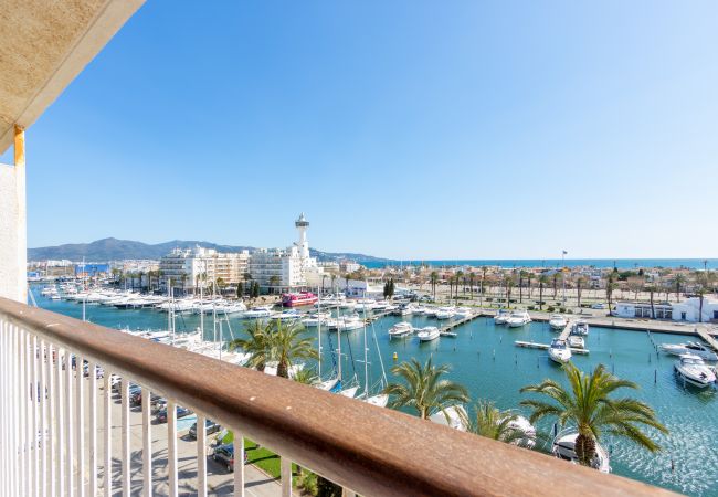 Appartement à Empuriabrava - 0161-PORT GREC Appartement avec WIFI, vue sur canal et mer Appartement à Empuriabrava - 0161-PORT GREC Appartement avec WIFI, vue sur canal et mer