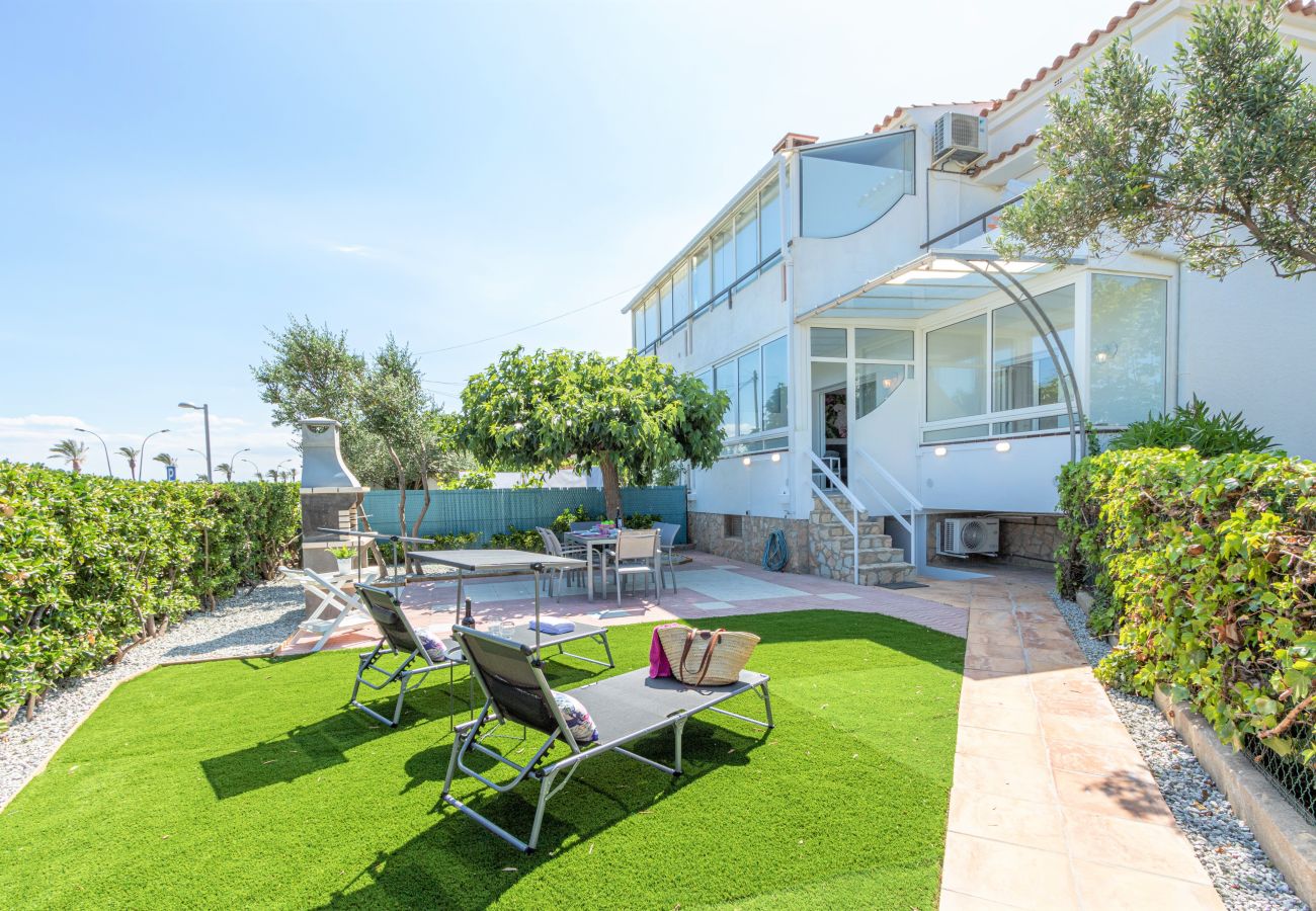 Appartement à Empuriabrava - 0025-BAHIA Appartement en face de la plage avec garage