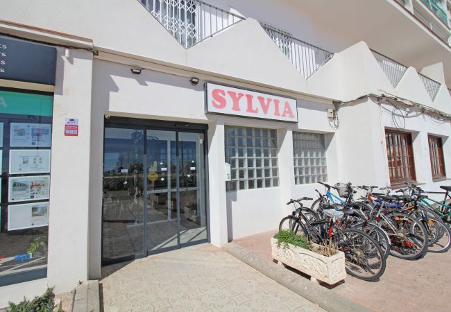 Studio à Empuriabrava - 0181-SYLVIA Studio avec vue sur mer Studio à Empuriabrava - 0181-SYLVIA Studio avec vue sur mer